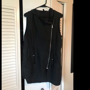 Oversized zip up vest